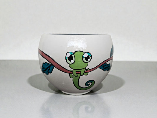 Hand Painted Baby Chameleon Planter.  Reptile Flower Pot 4'x4' Round