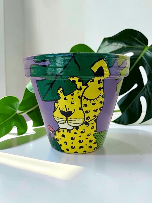 Cat plant pot. Painted cat planter. Custom pots.