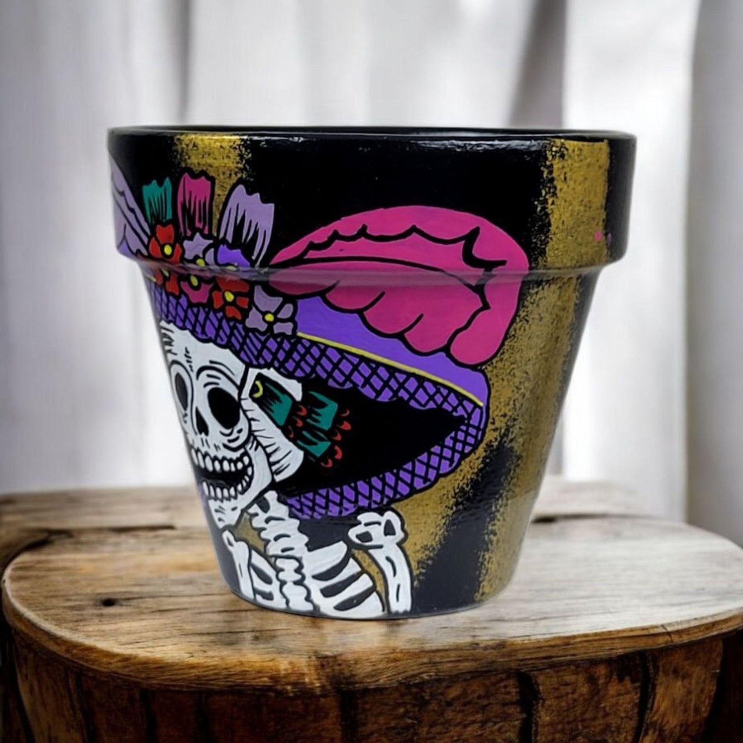 Hand-Painted Catrina Terracotta Planter – Día de los Muertos Decor